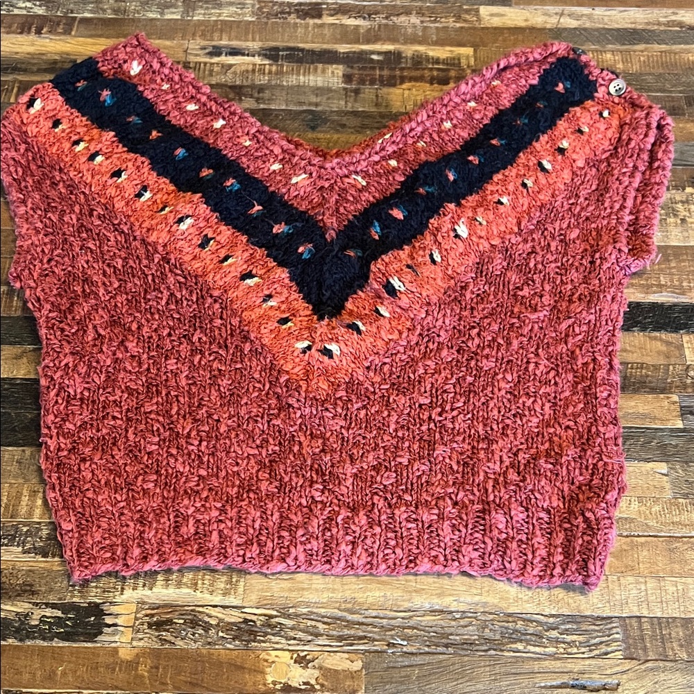 Liz Claiborne Red and Black Textured Knit